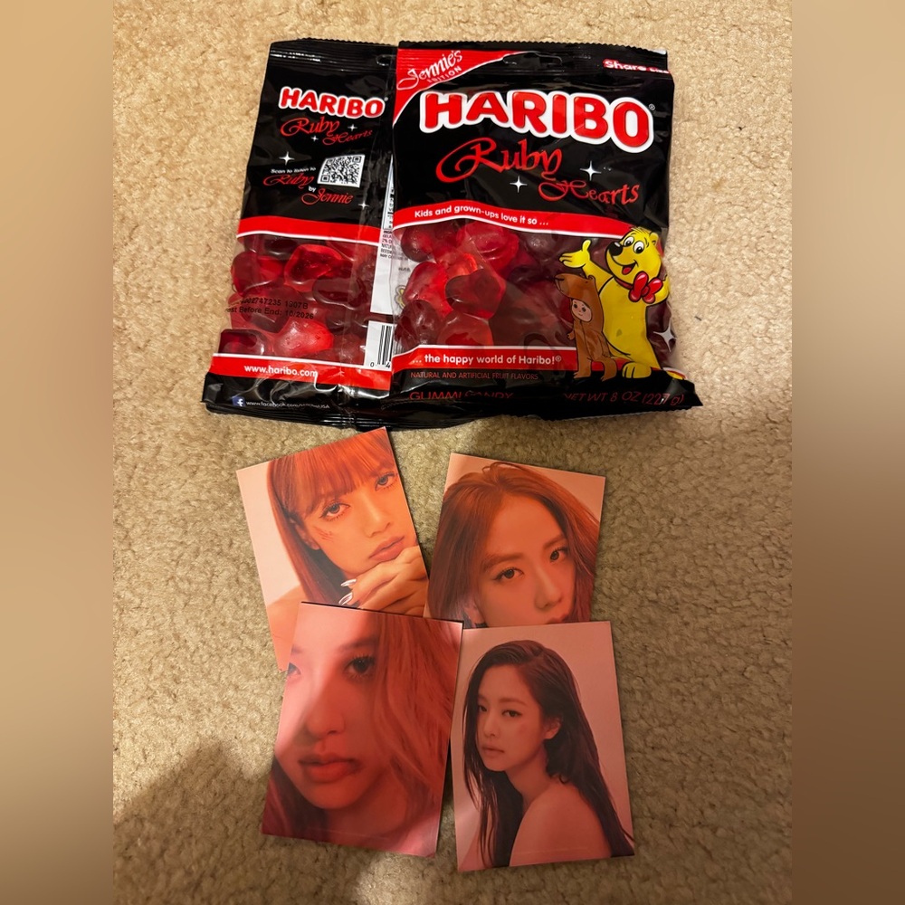 Blackpink cards and Haribo Ruby Hearts Jennie collectables (2 pack and 4 cards)
